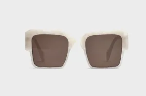 STAGE PEARL GLASSES